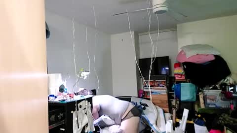 Snapshot of opalockajoe chatting on September 2025 01:51:02 AM TsJojo online show from September 2025 01:51:02 AM