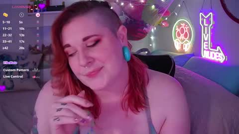 Snapshot of opalreigning chatting on January 2025 10:05:01 AM Opal online show from January 2025 10:05:01 AM