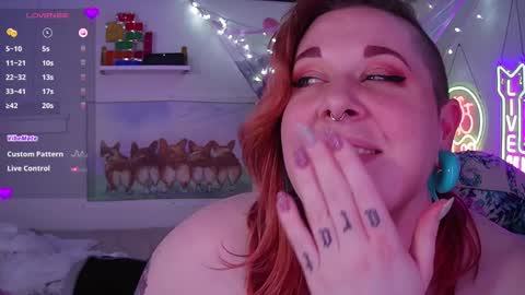 Snapshot of opalreigning chatting on January 2025 01:09:02 PM Opal online show from January 2025 01:09:02 PM