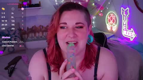 Snapshot of opalreigning chatting on February 2025 10:26:02 AM Opal online show from February 2025 10:26:02 AM