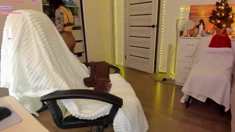 Ophelia online show from December 2025 06:22:01 AM