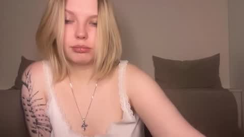 Ophelia online show from March 2026 09:41:01 PM