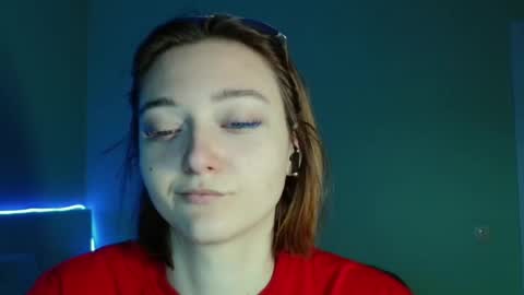 Melani  online show from November 2025 10:59:02 AM