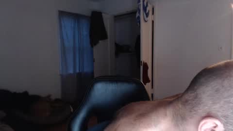 Snapshot of oregon87 chatting on December 2024 03:44:01 PM The Oregon Lumberjack online show from December 2024 03:44:01 PM