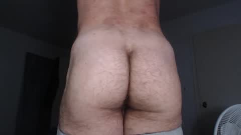 Snapshot of oregon87 chatting on January 2025 07:30:02 AM The Oregon Lumberjack online show from January 2025 07:30:02 AM