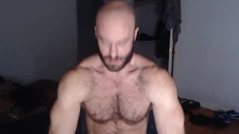 Snapshot of oregon87 chatting on January 2025 02:14:01 PM The Oregon Lumberjack online show from January 2025 02:14:01 PM