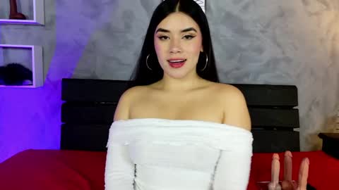 Snapshot of oriana__03 chatting on May 2026 11:39:01 AM Oriana online show from May 2026 11:39:01 AM