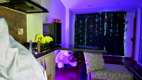 Oriana online show from January 2025 01:38:02 AM