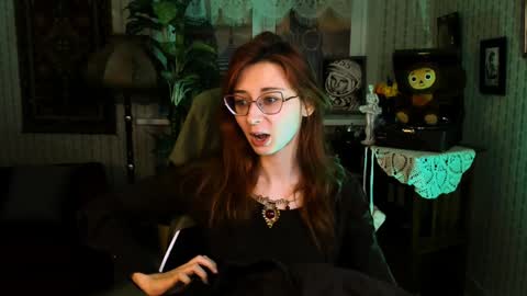 Snapshot of orianna_blade chatting on January 2025 12:10:01 PM Orianna - Hi Im into geek culture cosplay crafting LARP games. Shall we play DnD online show from January 2025 12:10:01 PM