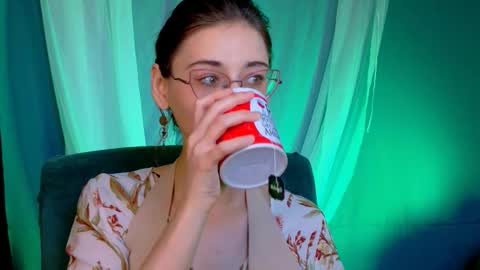 Snapshot of orianna_blade chatting on October 2025 01:21:01 PM Orianna - Hi Im into geek culture cosplay crafting LARP games. Shall we play DnD online show from October 2025 01:21:01 PM