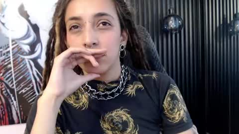Snapshot of orianna_bodmod chatting on July 2026 05:00:02 PM ORIANNA online show from July 2026 05:00:02 PM