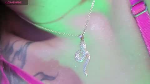 Snapshot of orion__smith chatting on April 2026 10:33:02 PM Orion online show from April 2026 10:33:02 PM