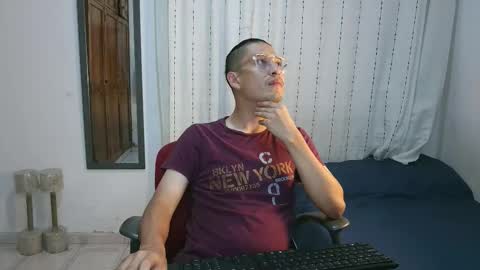 Snapshot of orionferrer chatting on December 2025 02:38:01 AM Orion online show from December 2025 02:38:01 AM