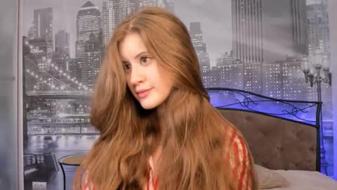 Snapshot of orivienne chatting on September 2025 07:08:01 AM Dolores online show from September 2025 07:08:01 AM