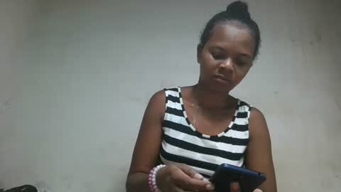 ornellahhh online show from December 2025 07:25:01 AM