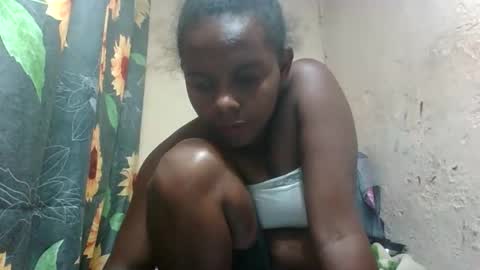 Snapshot of ornettee chatting on October 2025 09:03:02 PM ornettee online show from October 2025 09:03:02 PM