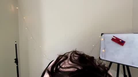 Angel online show from November 2025 05:42:02 AM