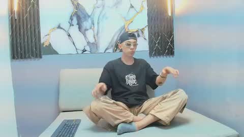 orus_241 online show from October 2025 08:09:02 PM