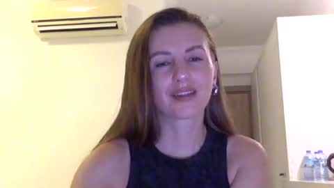Snapshot of orvaline chatting on May 2026 05:53:02 PM orvaline online show from May 2026 05:53:02 PM