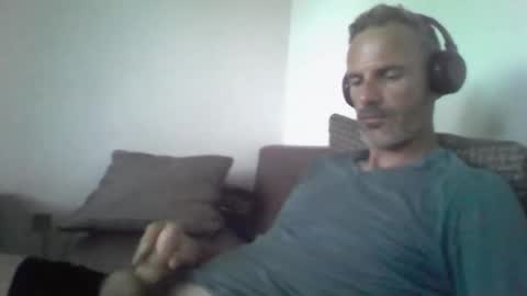 orwel09 online show from April 2026 03:42:02 PM