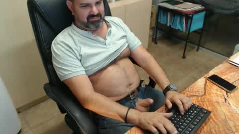 Snapshot of oscar_msng chatting on October 2025 06:10:01 PM Oscar online show from October 2025 06:10:01 PM