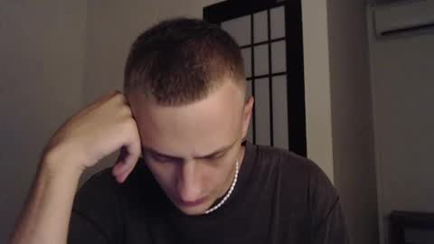 Snapshot of oscar_sssky chatting on January 2025 04:48:01 PM Oscar online show from January 2025 04:48:01 PM