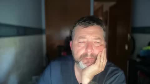 Snapshot of oscarbcncat chatting on May 2026 03:51:01 PM oscarbcncat online show from May 2026 03:51:01 PM