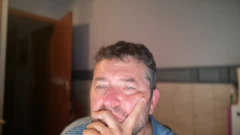 Snapshot of oscarbcncat chatting on July 2026 05:23:02 PM oscarbcncat online show from July 2026 05:23:02 PM