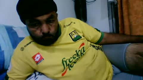 oscarjhe3512 online show from August 2026 02:14:02 AM