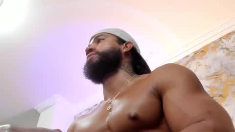 Snapshot of osher_cox chatting on February 2025 06:05:02 AM osher_cox online show from February 2025 06:05:02 AM