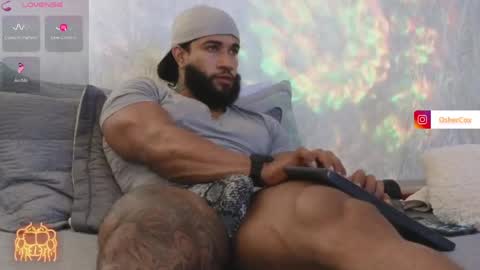 Snapshot of osher_cox chatting on April 2026 02:25:02 AM osher_cox online show from April 2026 02:25:02 AM