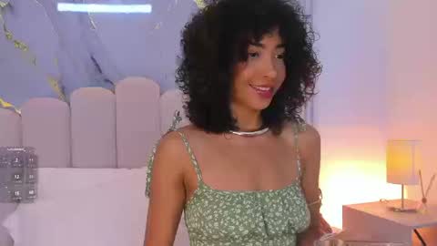 Oshun  online show from September 2025 12:38:02 PM