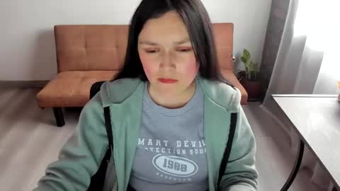 Snapshot of osiris_2546 chatting on January 2025 08:04:01 PM Osiris online show from January 2025 08:04:01 PM