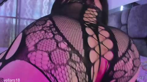 Snapshot of osiris_doll chatting on April 2026 08:23:01 PM vella online show from April 2026 08:23:01 PM