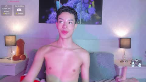 Osirismansour online show from December 2024 10:50:01 AM