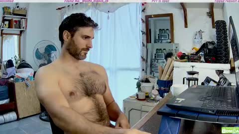 Snapshot of osito_blanco chatting on April 2026 08:32:01 PM Osito Blanco online show from April 2026 08:32:01 PM