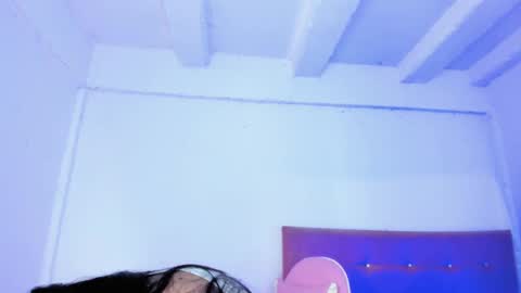 Maria   online show from February 2025 12:29:01 PM