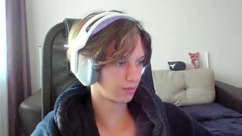 Ostin online show from October 2025 10:45:01 AM