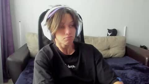 Ostin online show from November 2025 07:27:01 AM