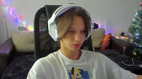 Ostin online show from December 2025 08:30:02 AM