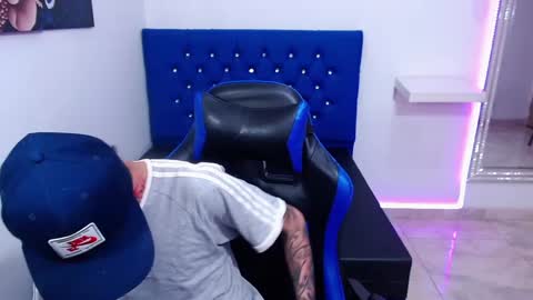 Snapshot of ostinmills chatting on December 2024 02:15:01 PM Ostin baby online show from December 2024 02:15:01 PM