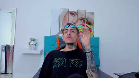 Snapshot of ostinmills chatting on December 2024 01:59:02 PM Ostin baby online show from December 2024 01:59:02 PM