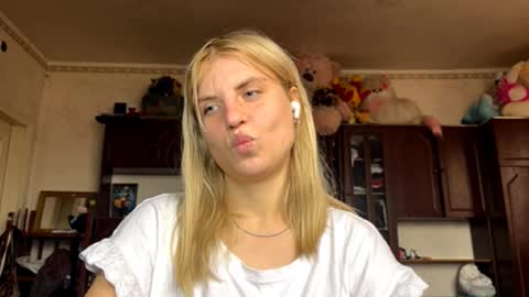 Alexa online show from October 2025 08:51:01 AM