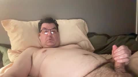 Snapshot of otter916 chatting on April 2026 04:05:02 AM otter916 online show from April 2026 04:05:02 AM