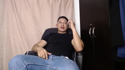 Snapshot of otto_stud chatting on April 2026 04:04:01 AM otto_stud online show from April 2026 04:04:01 AM