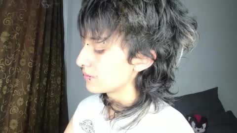 Snapshot of ottoyan_ chatting on November 2025 07:36:01 PM Otto 3 online show from November 2025 07:36:01 PM