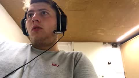 outflayd online show from October 2025 08:26:02 AM