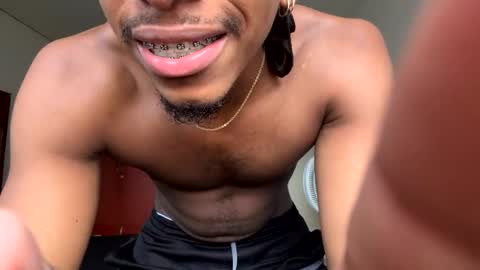 Snapshot of owen_222 chatting on February 2025 09:21:02 PM Owen online show from February 2025 09:21:02 PM