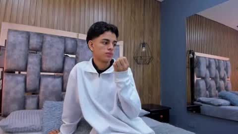 Owen Johnson online show from December 2025 11:41:02 AM