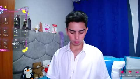 Owen  Independent model  online show from September 2025 07:52:01 PM